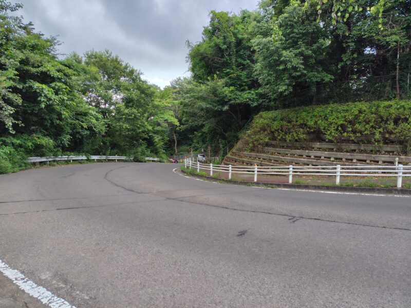 八木山から青葉山への道路