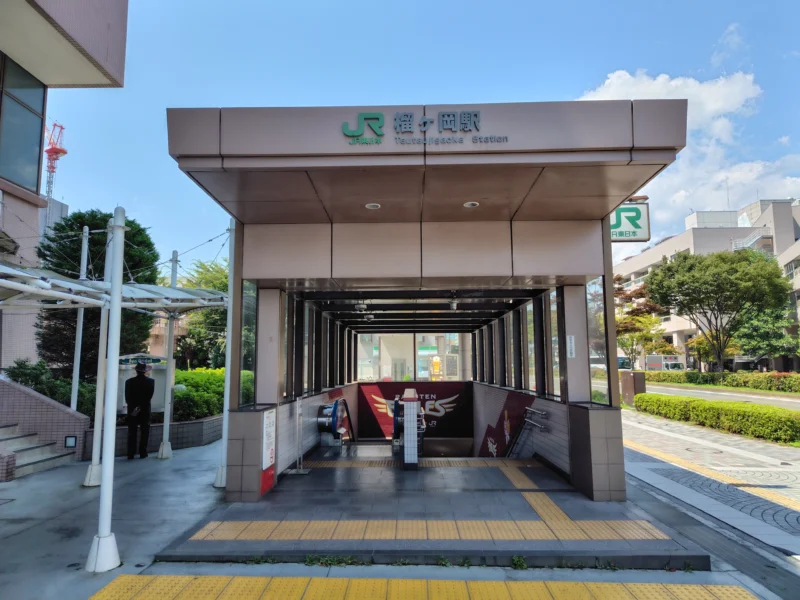 JR仙石線榴ケ岡駅の出入口
